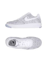 NIKE Sneakers & Tennis shoes basse donna