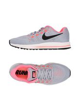 NIKE Sneakers & Tennis shoes basse donna