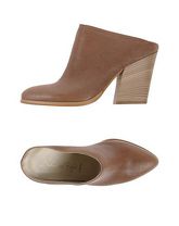 SALVADOR RIBES Mules & Zoccoli donna