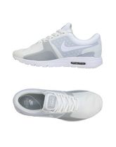 NIKE Sneakers & Tennis shoes basse donna