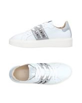 JANET SPORT Sneakers & Tennis shoes basse donna