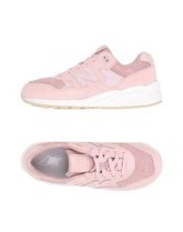 NEW BALANCE Sneakers & Tennis shoes basse donna