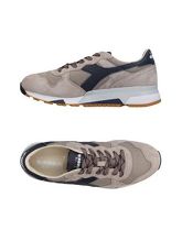 DIADORA HERITAGE Sneakers & Tennis shoes basse uomo