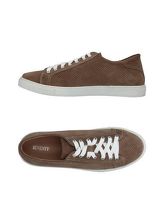 SEVENTY SERGIO TEGON Sneakers & Tennis shoes basse uomo