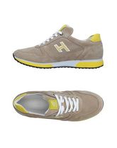 HOGAN Sneakers & Tennis shoes basse uomo