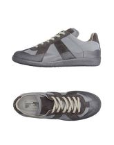 MAISON MARGIELA Sneakers & Tennis shoes basse uomo