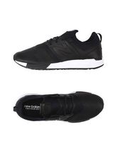 NEW BALANCE Sneakers & Tennis shoes basse uomo