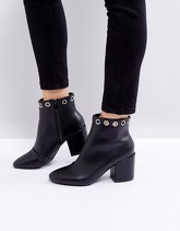 Boohoo - Stivaletti con occhielli - Nero