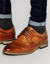 ASOS - Scarpe brogue in pelle verniciata color cuoio - Cuoio