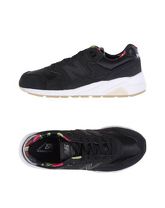 NEW BALANCE Sneakers & Tennis shoes basse donna