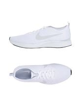 NIKE Sneakers & Tennis shoes basse donna