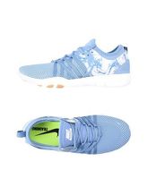 NIKE Sneakers & Tennis shoes basse donna