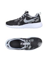 NIKE Sneakers & Tennis shoes basse donna