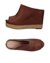 JEFFREY CAMPBELL Mules & Zoccoli donna