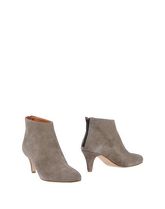 WOMAN by COMMON PROJECTS Stivaletti donna