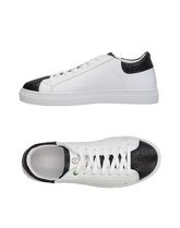 WOMSH Sneakers & Tennis shoes basse donna