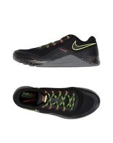 NIKE Sneakers & Tennis shoes basse donna