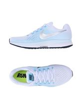 NIKE Sneakers & Tennis shoes basse donna