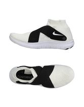 NIKE Sneakers & Tennis shoes basse donna