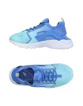 NIKE Sneakers & Tennis shoes basse donna