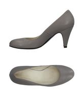 WOMAN by COMMON PROJECTS Decolletes donna