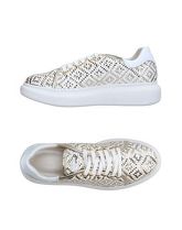 CESARE P. Sneakers & Tennis shoes basse donna