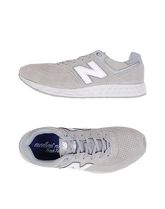 NEW BALANCE Sneakers & Tennis shoes basse uomo