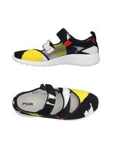 MOA MASTER OF ARTS Sneakers & Tennis shoes basse uomo