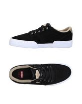 GLOBE Sneakers & Tennis shoes basse uomo