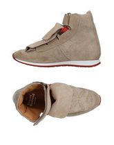 VIVIENNE WESTWOOD Sneakers & Tennis shoes alte uomo