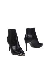 SAINT LAURENT Stivaletti donna