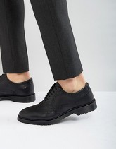 ASOS - Scarpe brogue di pelle nere con suola scanalata - Nero