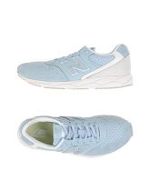 NEW BALANCE Sneakers & Tennis shoes basse donna