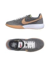 NIKE Sneakers & Tennis shoes basse donna