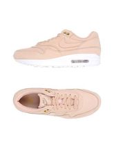 NIKE Sneakers & Tennis shoes basse donna