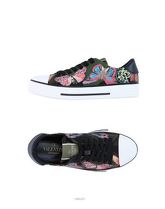 VALENTINO GARAVANI Sneakers & Tennis shoes basse donna