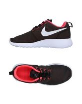 NIKE Sneakers & Tennis shoes basse donna