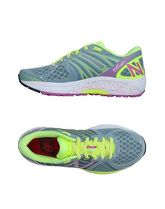 NEW BALANCE Sneakers & Tennis shoes basse donna