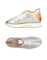 ALBERTO GUARDIANI Sneakers & Tennis shoes basse donna