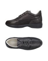 BRUNO VERRI Sneakers & Tennis shoes basse donna