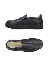 LE VILLAGE Sneakers & Tennis shoes basse donna