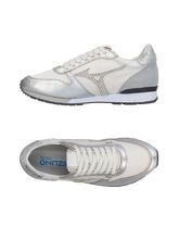 MIZUNO Sneakers & Tennis shoes basse donna