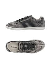 DIESEL Sneakers & Tennis shoes basse uomo