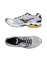 MIZUNO Sneakers & Tennis shoes basse uomo