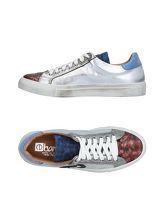 EBARRITO Sneakers & Tennis shoes basse uomo