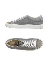 QUATTROBARRADODICI Sneakers & Tennis shoes basse uomo