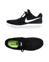 NIKE Sneakers & Tennis shoes basse donna