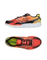 SKECHERS Sneakers & Tennis shoes basse uomo