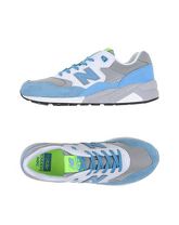 NEW BALANCE Sneakers & Tennis shoes basse uomo