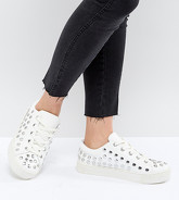 Monki - Stud Detail Sneakers con borchie - Bianco